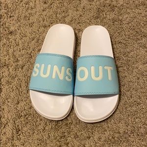 Brand new cute slides🤍